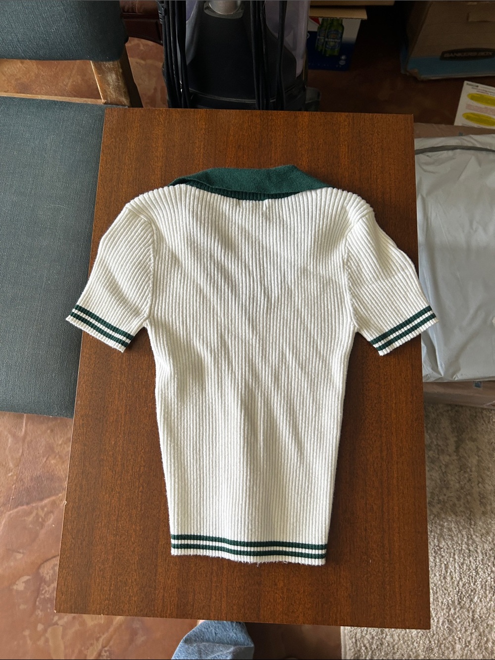 RSQ Cream Ribbed V-Neck Polo with Green Trim - Picture 3 of 9